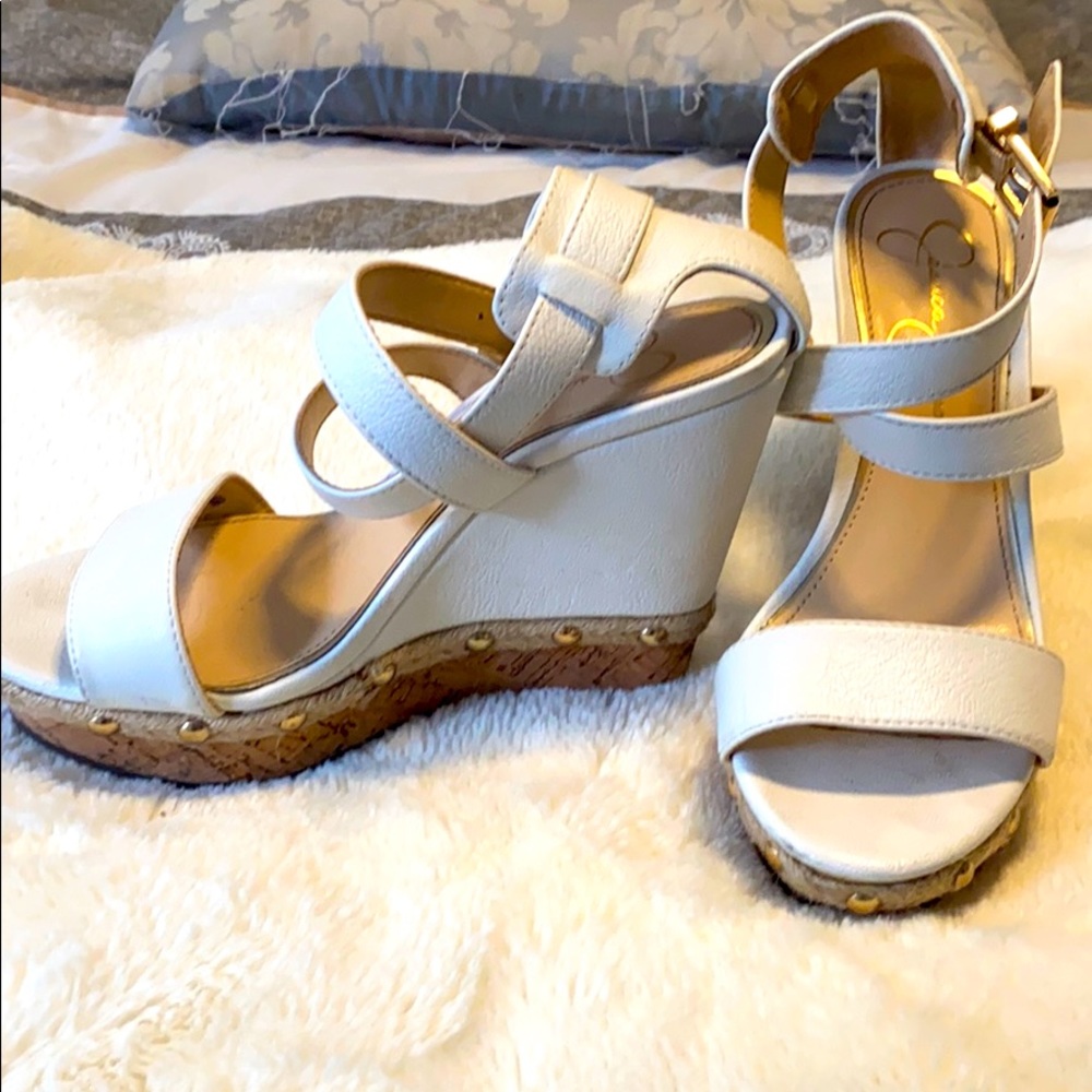 Jessica Simpson wedges size 7.5